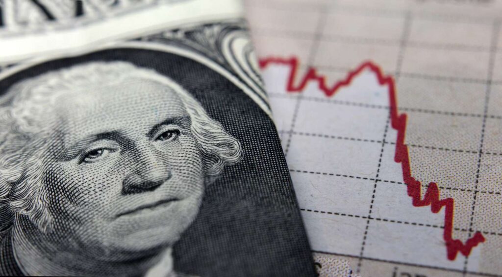 Five early signs of a currency crisis in emerging markets and early response strategies